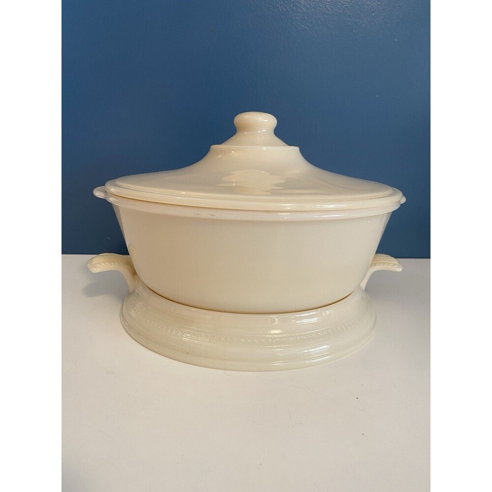 Vintage Fire King Oven Glass Ivory Cream Casserole Dish with Lid & Stand/Trivet